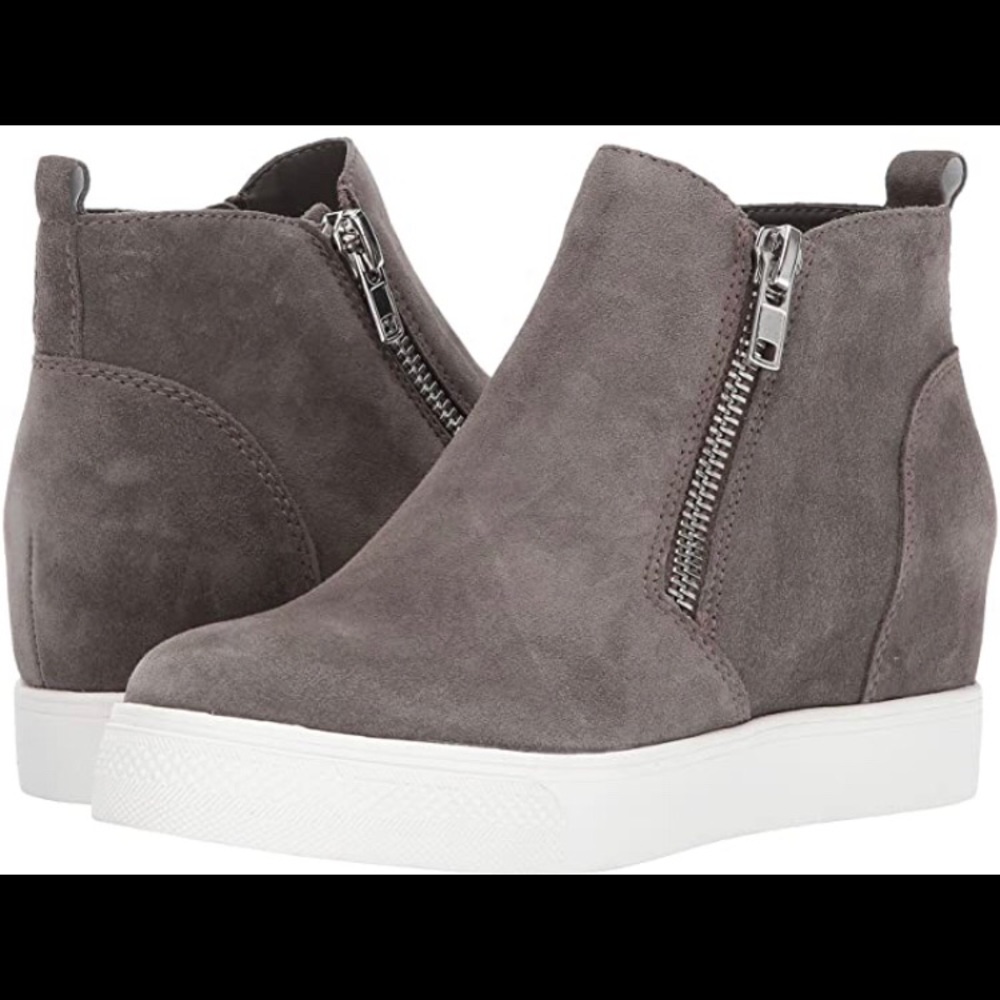 Brand New Steve Madden Wedgies